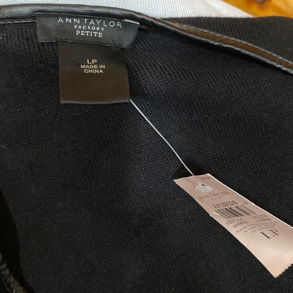 Ann Taylor Petite Black NWT Open Cardigan Sweater Faux Leather Trim Pockets L - Picture 2 of 8
